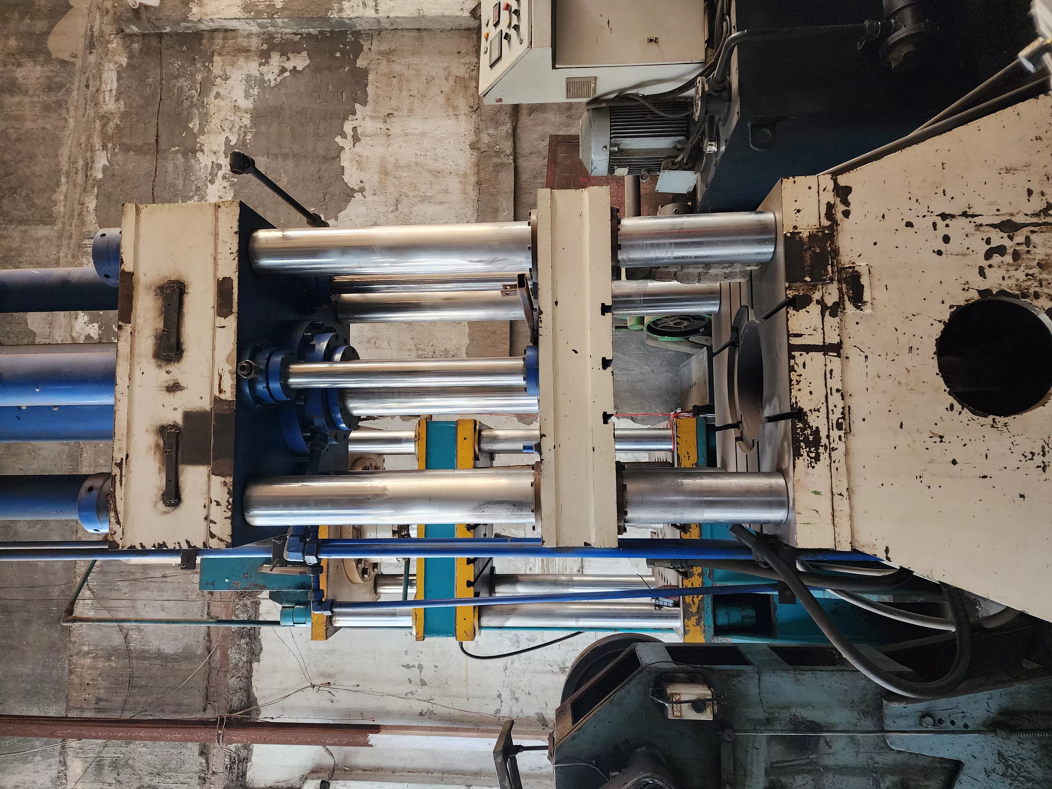 Hydrulic Press 350 Ton Double Action Machine Yantra